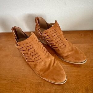 Kohl's tanzanite Cognac camel faux Suede Ankle Boots booties